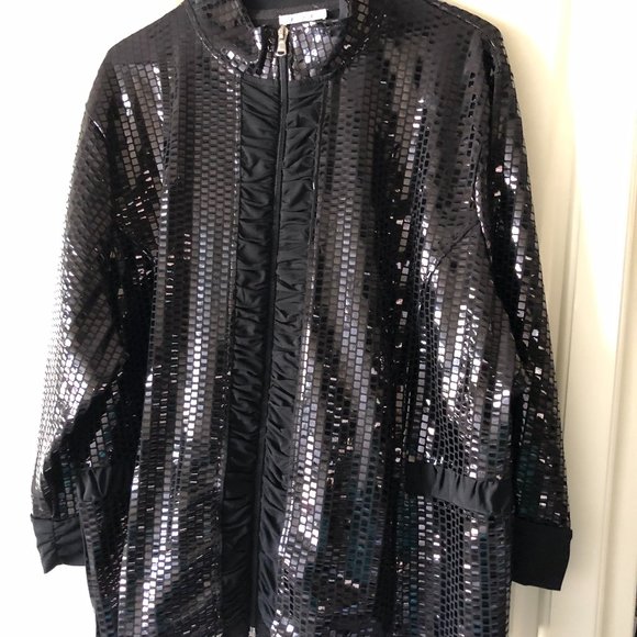 Black square sequin polyester top. - Picture 1 of 2